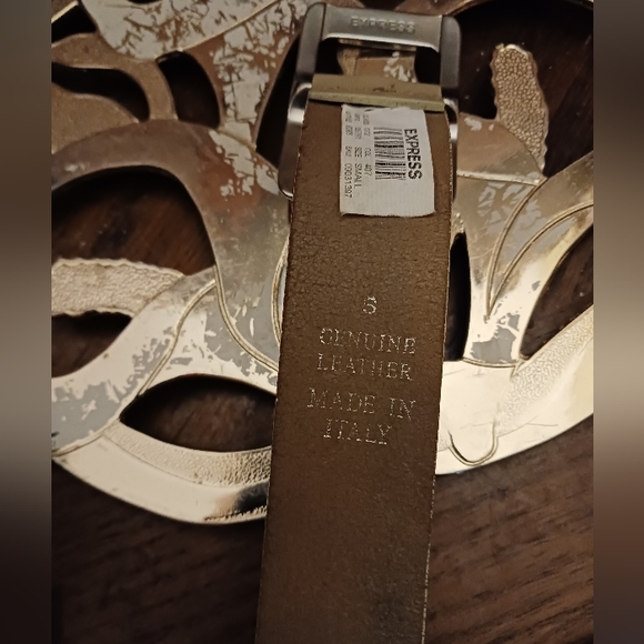 Express Italian Leather Belt, Size S, Cream,MADE IN ITALY🇮🇹 NICE! 🛍👖 - Picture 5 of 12